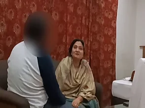 Marital affair leads to scandalous MMS with elderly Indian woman